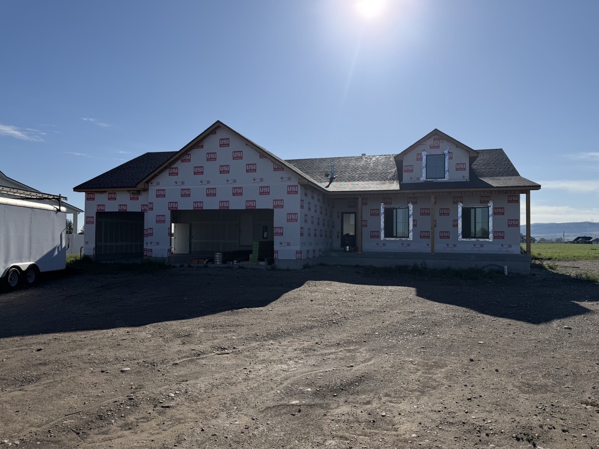 661 Glacier Avenue — home under construction